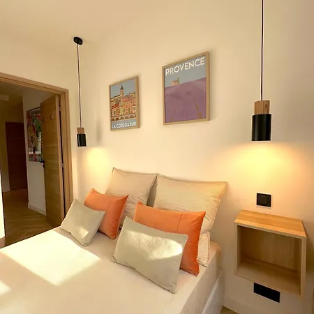 Monaco # - 6 Persons - 2 Bedrooms - Full Renovated - Private Parking - Hypercenter - Clim - And Sun Menton